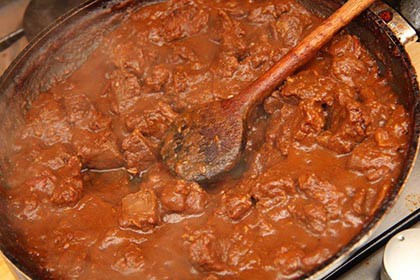 Marha pörkölt