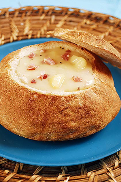 Burgonyakrémleves baconnel Cipóban