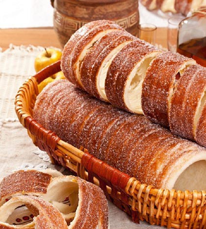 Isteni házi kürtöskalács, sütűben sütve