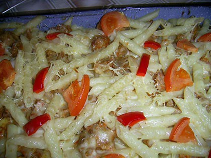Rakott cső tészta sok sajttal
