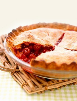 Békebeli meggyes pite
