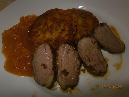 ROSÉ KACSAMELL STEAK