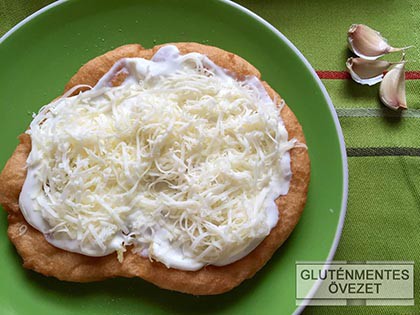 Lángos glutén-és laktózmentesen