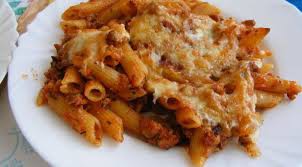 Tepsis bolognai tészta