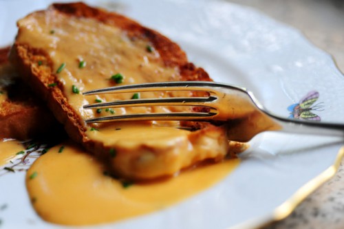 Welsh Rarebit, a brit sajtos melegszendvics