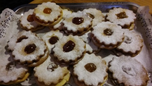 LEKVÁROS LINZERKARIKA