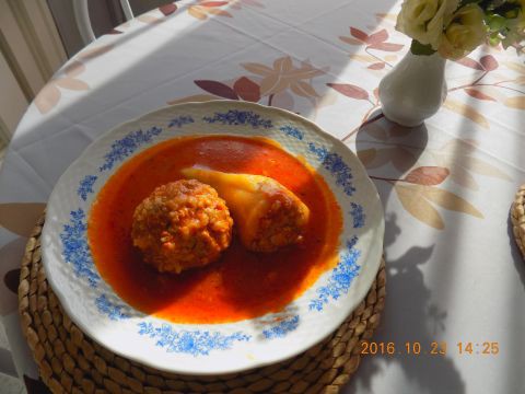 Paradicsomos húsgombóc a la mami