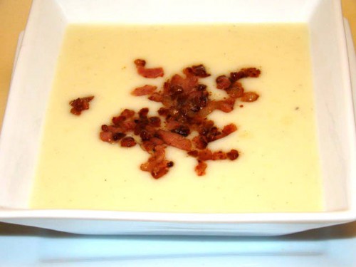 Burgonyakrémleves  baconnal