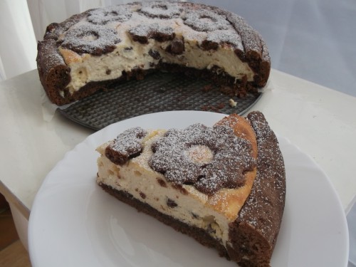 Túrós-csokis mazsolás linzertorta