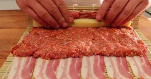 Sajttal, darálthussal töltött bakkonszelet