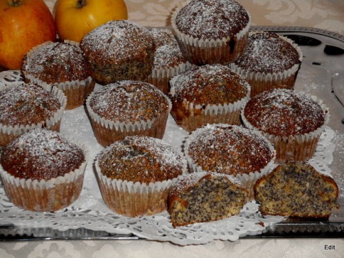 Mákos-almás muffin