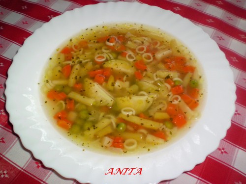VEGYES ZÖLDSÉGLEVES