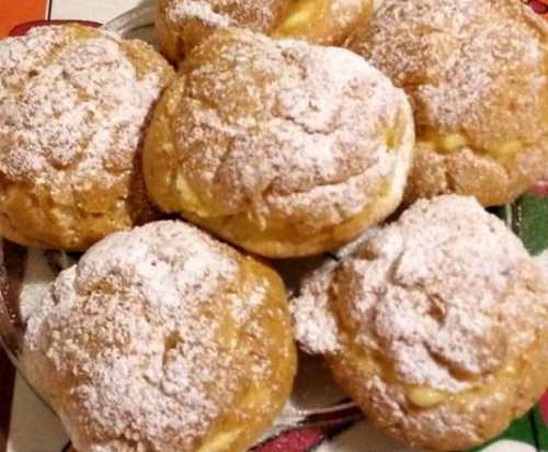 Képviselőfánk