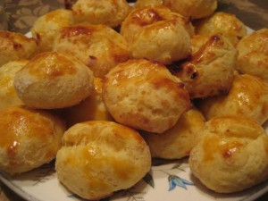 Sajtos puffancs (Jutka)