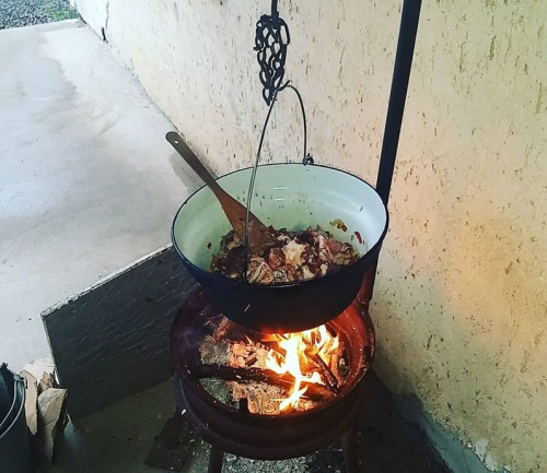 Birka Pörkölt Bográcsban