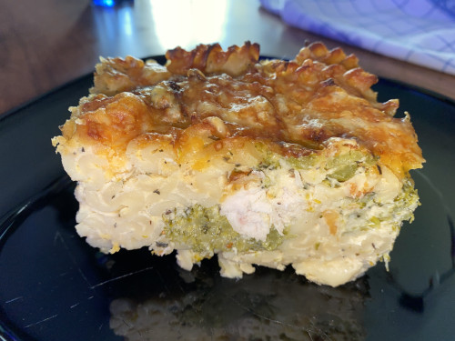 Tejszínes-Brokkolis Tészta